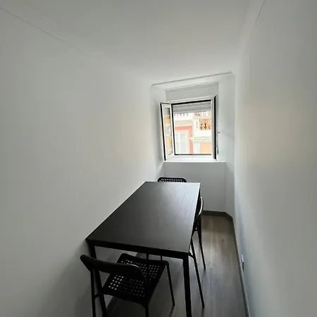 Apartment Big Apartment In Bairro Alto *
