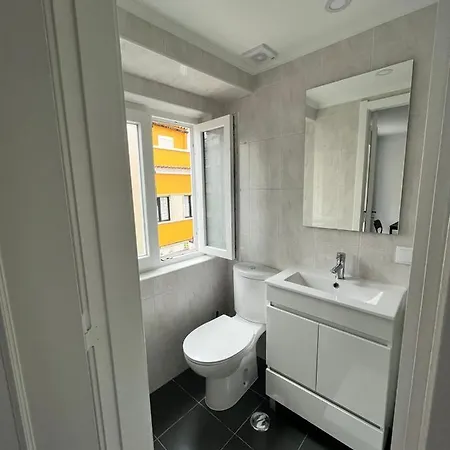 Apartment Big Apartment In Bairro Alto