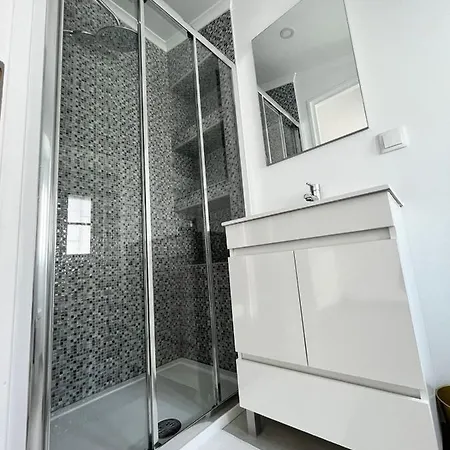 Apartment Big Apartment In Bairro Alto Lisbon